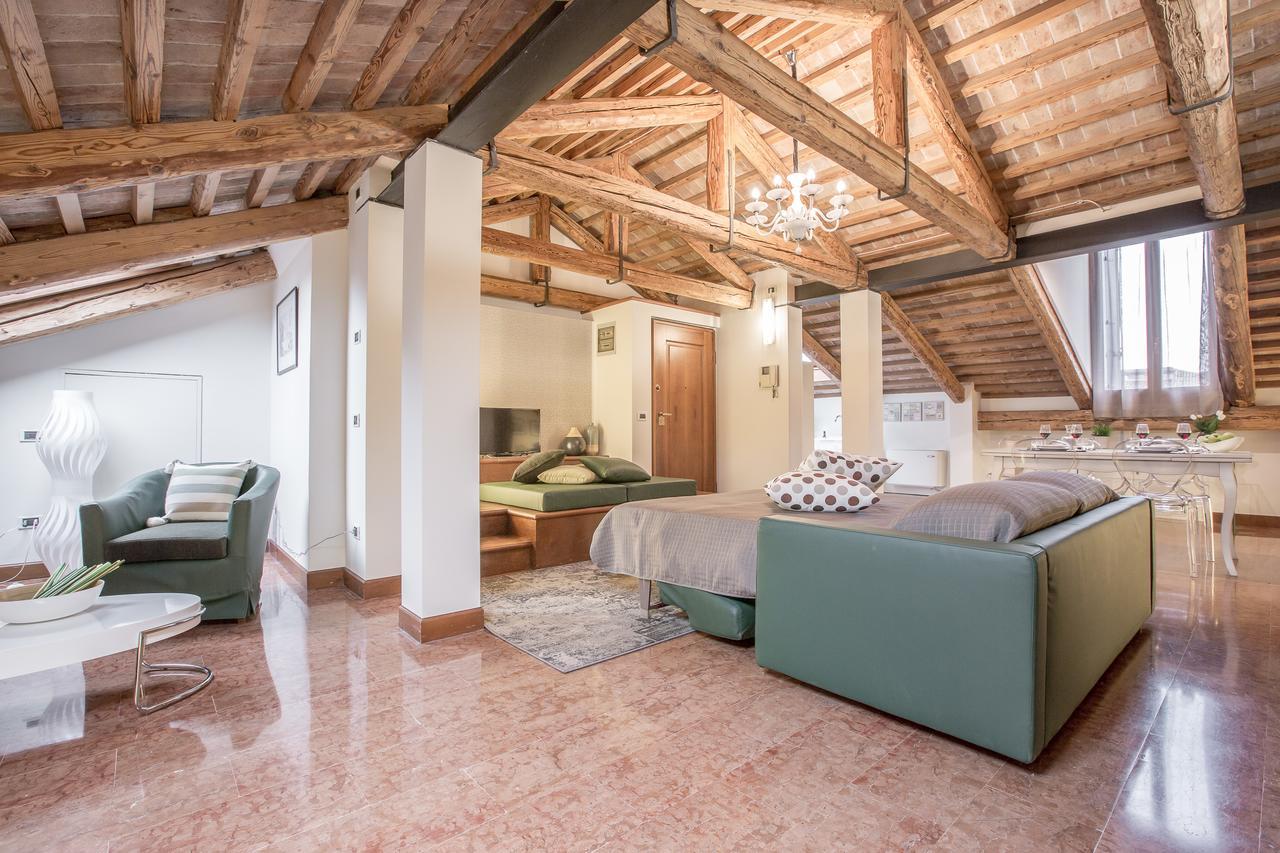 Ca' Del Monastero 7 Collection Bright Apartment With Terrace Venice Exterior photo